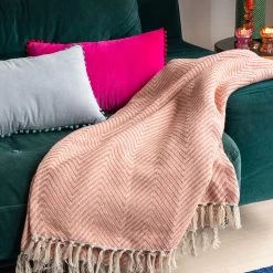 Large Coral Herringbone Throw (225 Cm X 150 Cm)