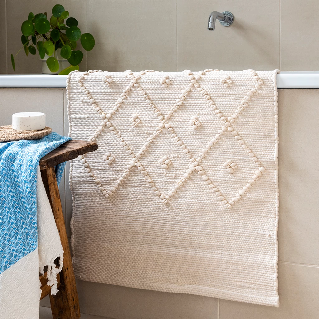 Cream Loop Rug (50cm X 90cm)